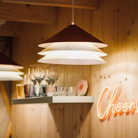 Nalunk, Videken - Jurta 24 אוהל מפואר